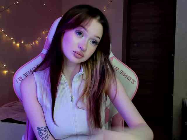 MollyStuart webcam