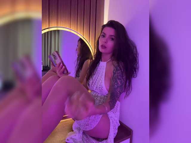 Opskira from BongaCams is Freechat