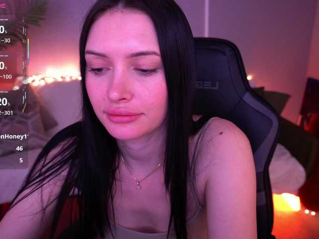 MilaSecret's BongaCams show and profile