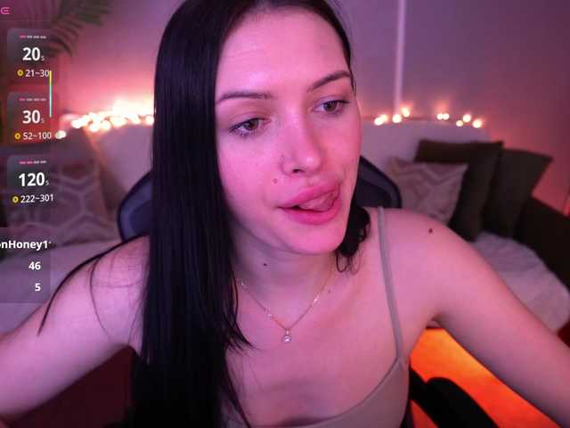 MilaSecret's BongaCams show and profile