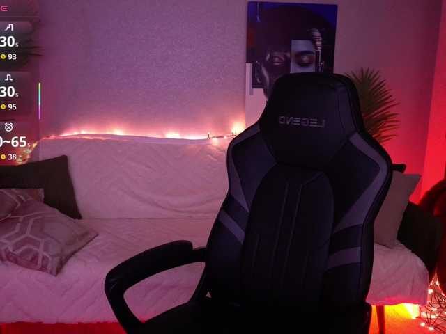 MilaSecret's BongaCams show and profile