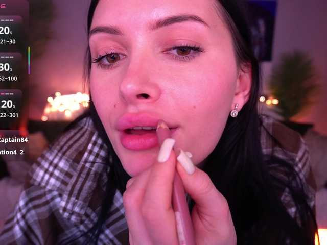 MilaSecret's BongaCams show and profile