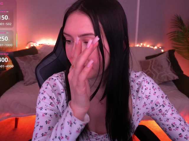 MilaSecret live cam profile