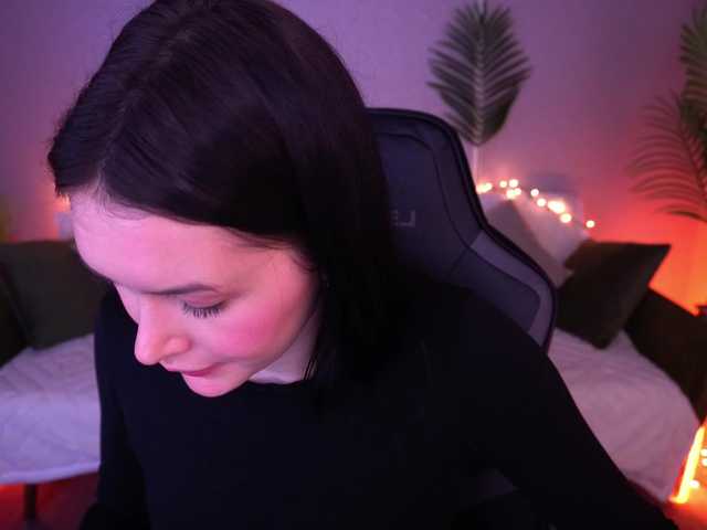 MilaSecret's BongaCams show and profile