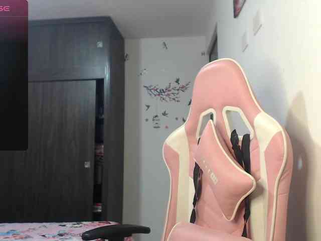 mindyjames Live Webcam on BongaCams