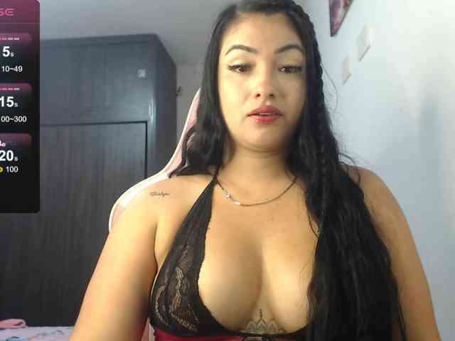 mindyjames Live Webcam on BongaCams