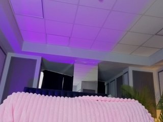 MissKiarra Porn Show