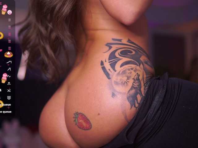 MissKiarra from BongaCams is Freechat