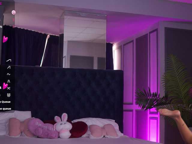 MissKiarra from BongaCams is Freechat