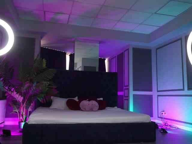 MissKiarra webcam