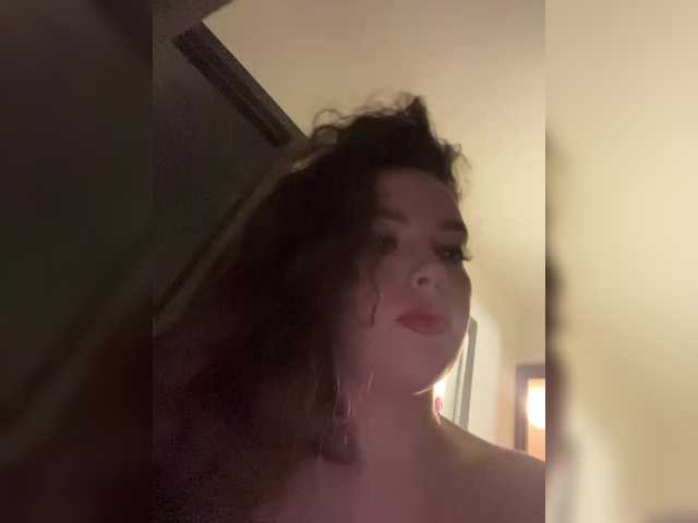YourLadyyy webcam