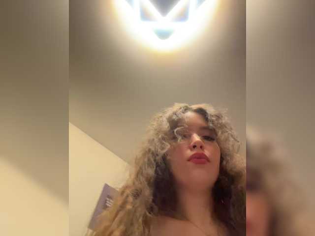 LadyEmily's BongaCams profile