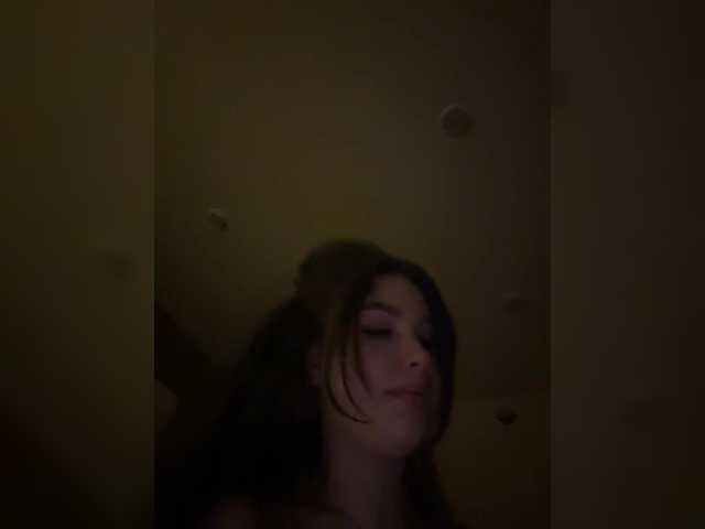 LadyEmily's BongaCams show and profile