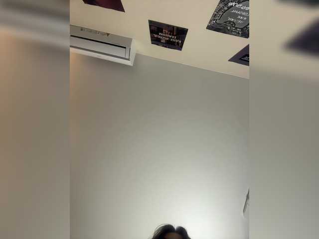 LadyEmily's BongaCams show and profile