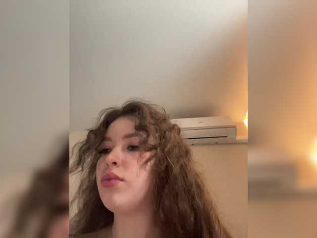 LadyEmily's BongaCams show and profile