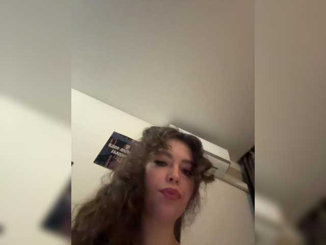 LadyEmily's BongaCams show and profile