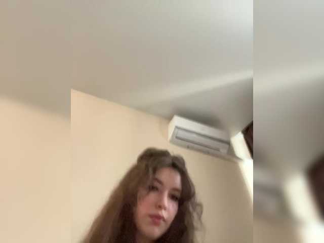 LadyEmily's BongaCams show and profile