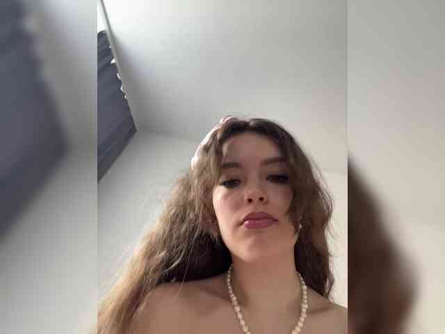 YourLadyyy webcam