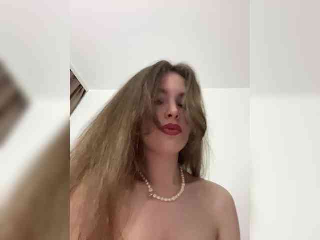 YourLadyyy webcam