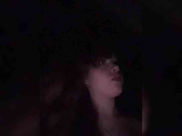 YourLadyyy webcam