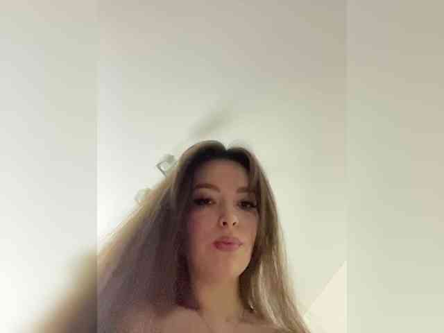 LadyEmily Live Webcam on BongaCams