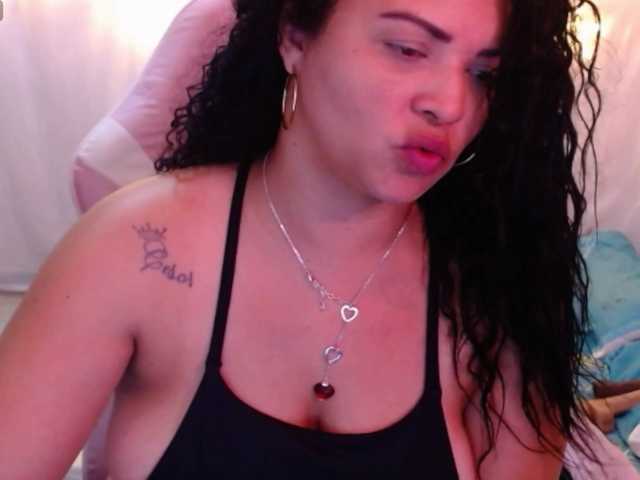  hornyy-cougar chat room