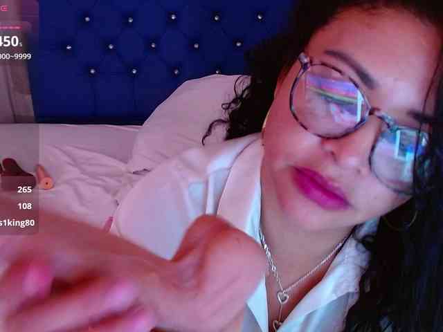 hornyy-cougar webcam