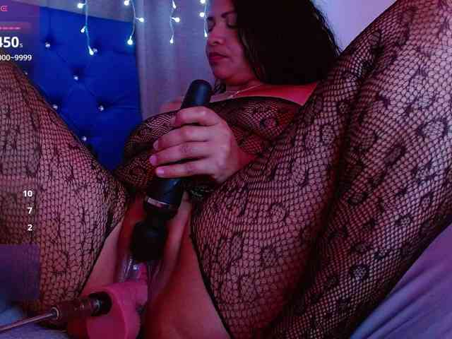 hornyy-cougar webcam