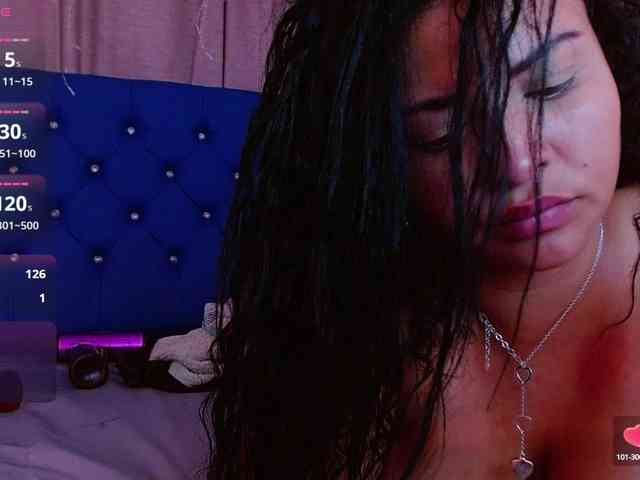 hornyy-cougar webcam