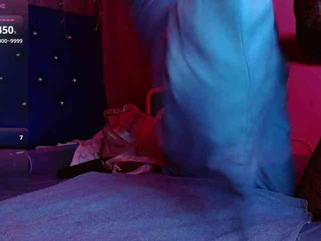 hornyy-cougar webcam