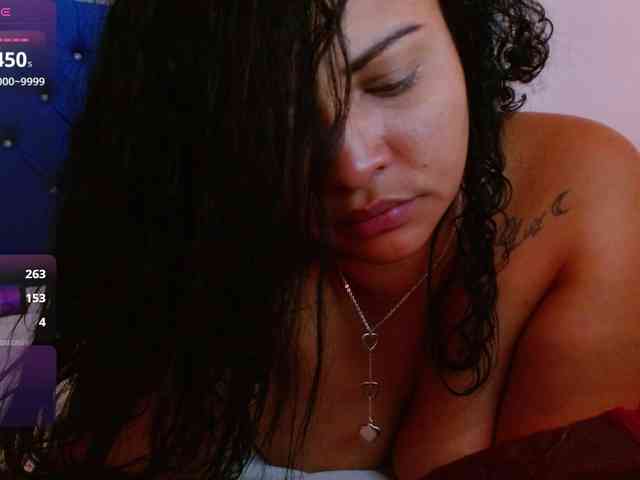 hornyy-cougar webcam