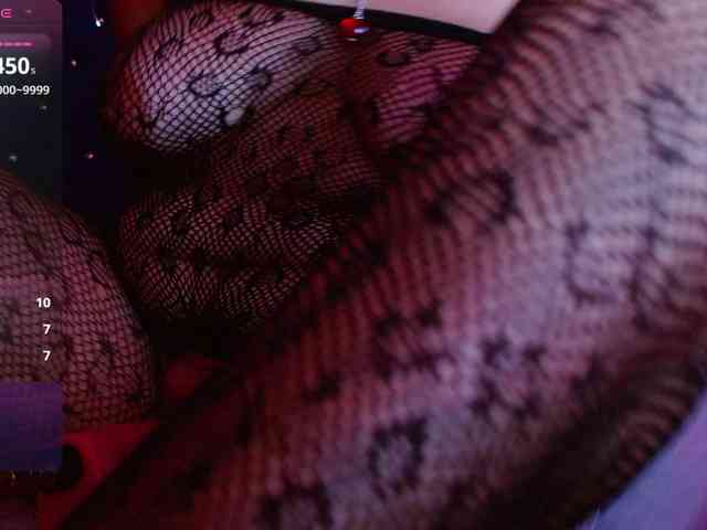 hornyy-cougar webcam