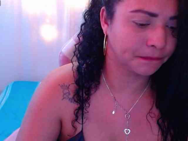 hornyy-cougar