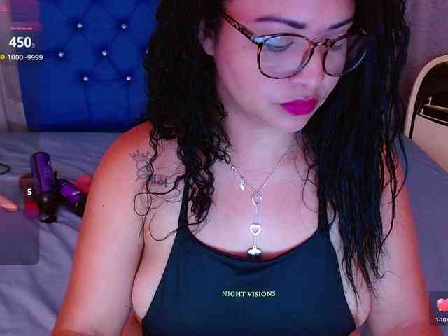 hornyy-cougar webcam
