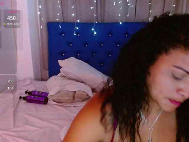 hornyy-cougar webcam