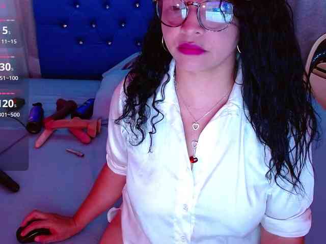 hornyy-cougar webcam