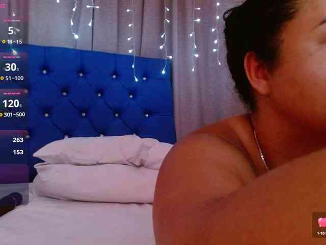 hornyy-cougar webcam