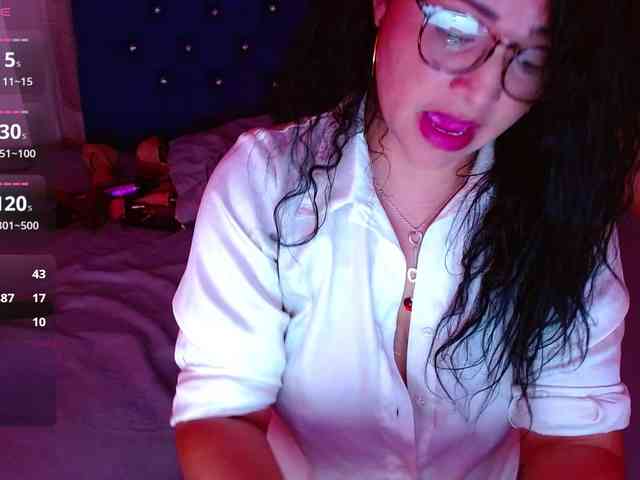 hornyy-cougar webcam