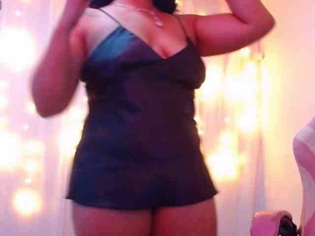 hornyy-cougar webcam