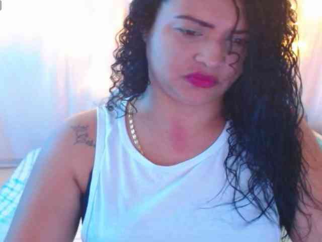 hornyy-cougar webcam