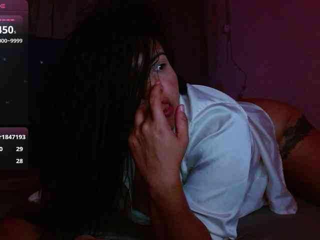 hornyy-cougar webcam
