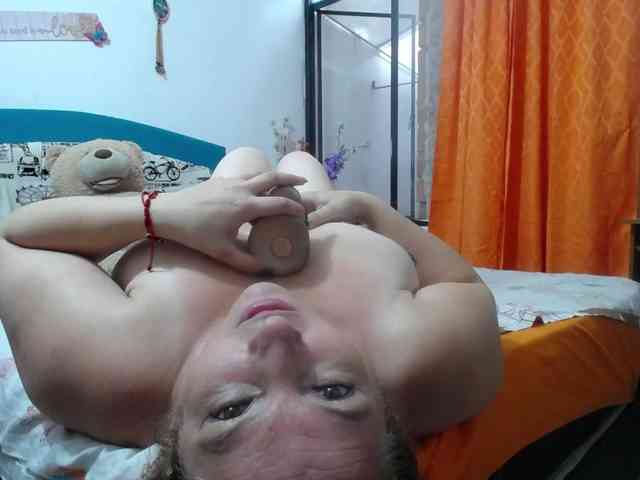 allisong69bigtits webcam