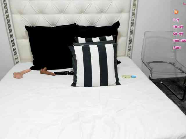 LeylaWildxx webcam