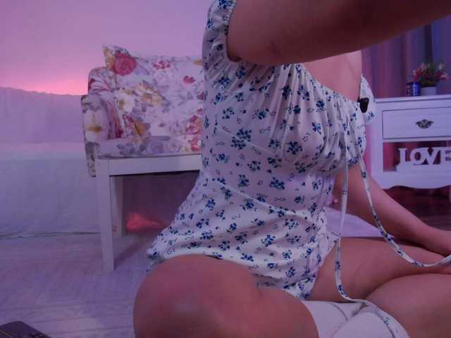 SophieeRain's BongaCams show and profile