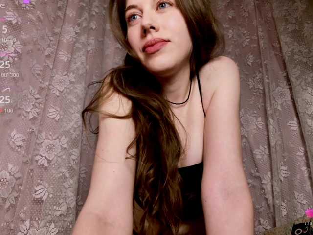 Mimi-Miya's BongaCams show and profile