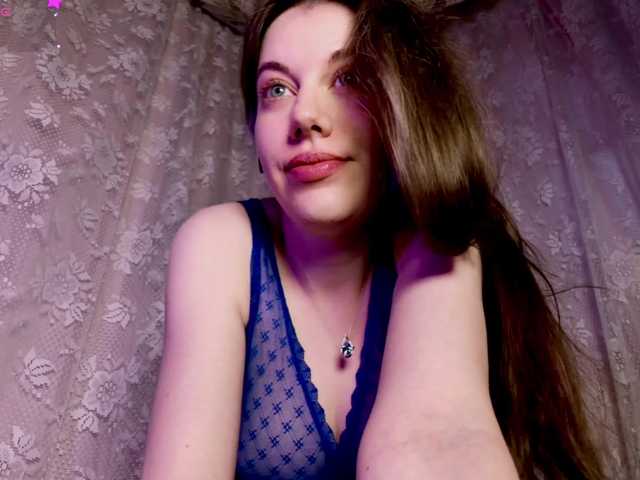 Mimi-Miya's BongaCams show and profile