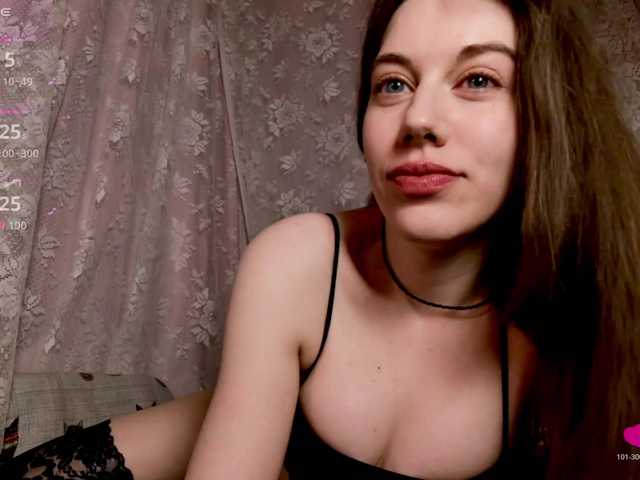 Mimi-Miya's BongaCams show and profile