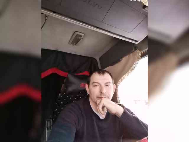 AlexxxAlexxxP Live Webcam on BongaCams