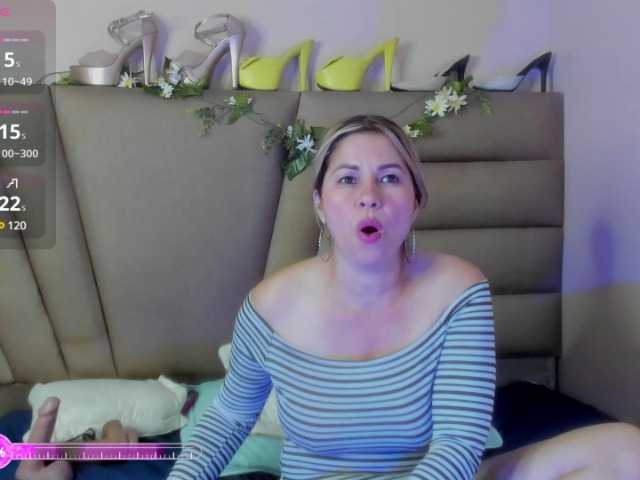  katiia-- chat room