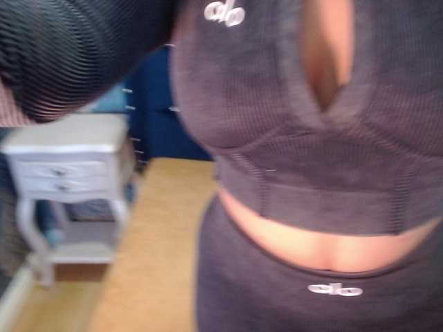 sofiacowperx's BongaCams show and profile